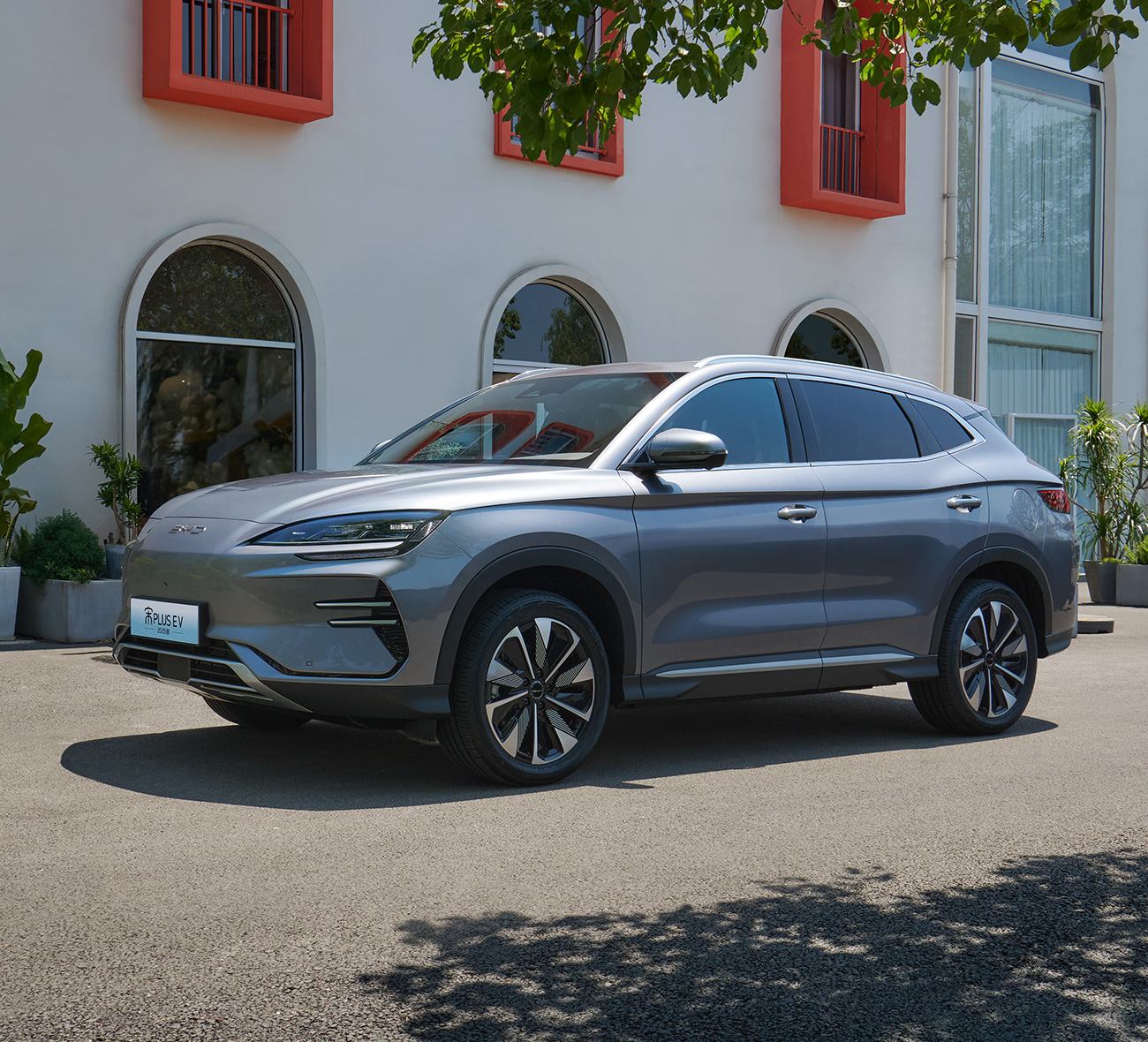 605km超长续航里程( CLTC )